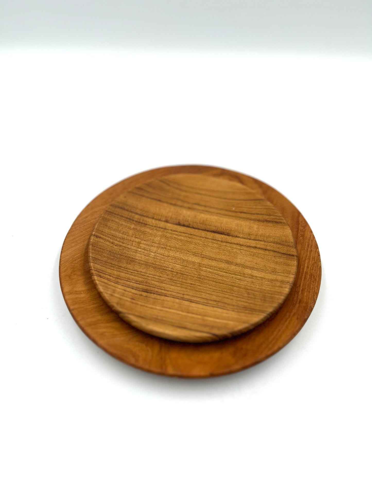 Assiette en Racine de Teck Faite à la Main par Original Home - Élégance Naturelle pour Votre Table