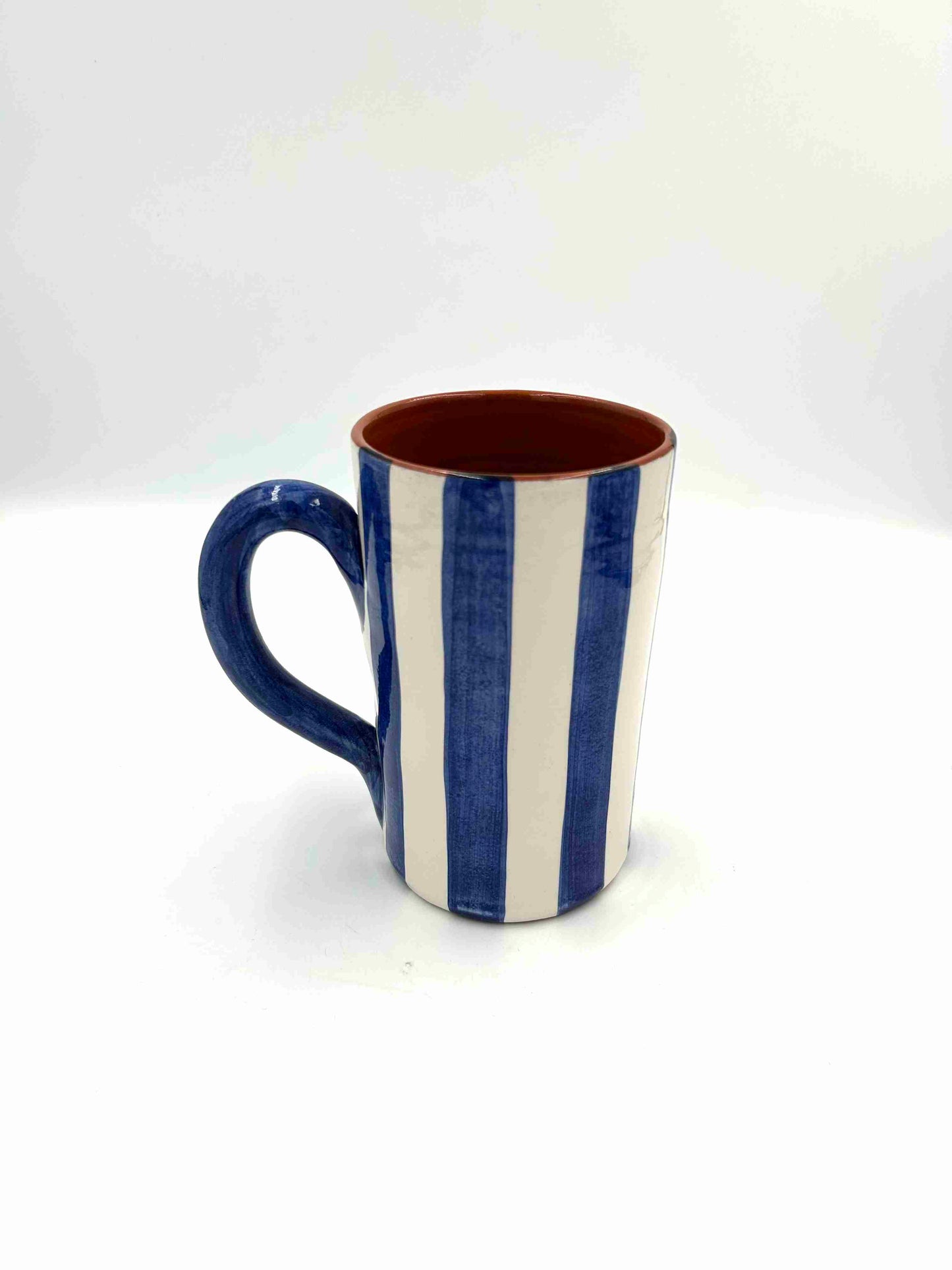 Mug en Terre Cuite Fait à la Main par Casa Cubista - Authenticité et Charme Rustique