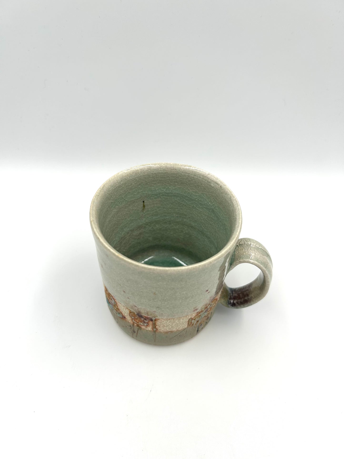 Mug en porcelaine chamotée