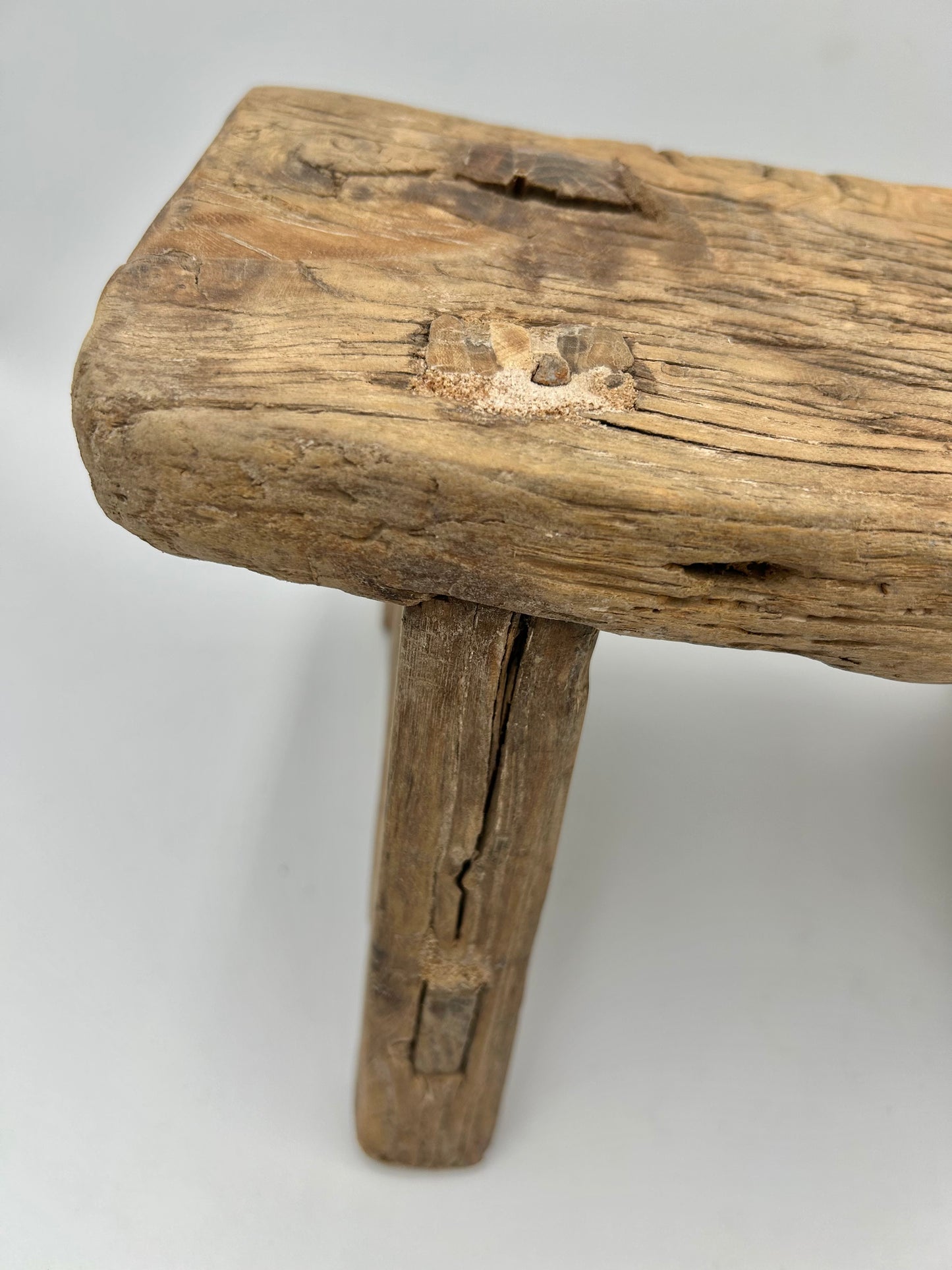 Tabouret baby vintage en orme